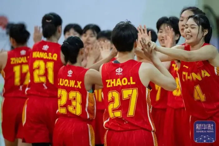 哪里可以找到适合青少年的篮球季前赛训练营_2